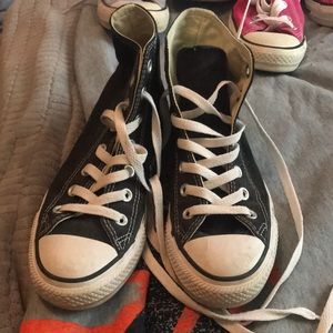 Black high top converse